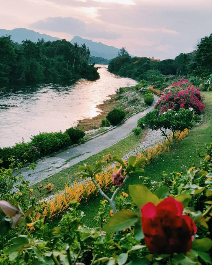 Aekpailin River Kwai Resort Kanchanaburi Bagian luar foto
